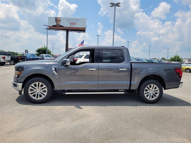 2025 Ford F-150 XLT photo 4