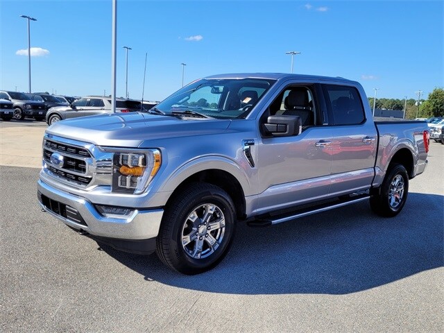 2023 Ford F-150 XLT photo 3