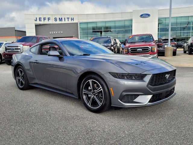 2025 Ford Mustang Coupe 