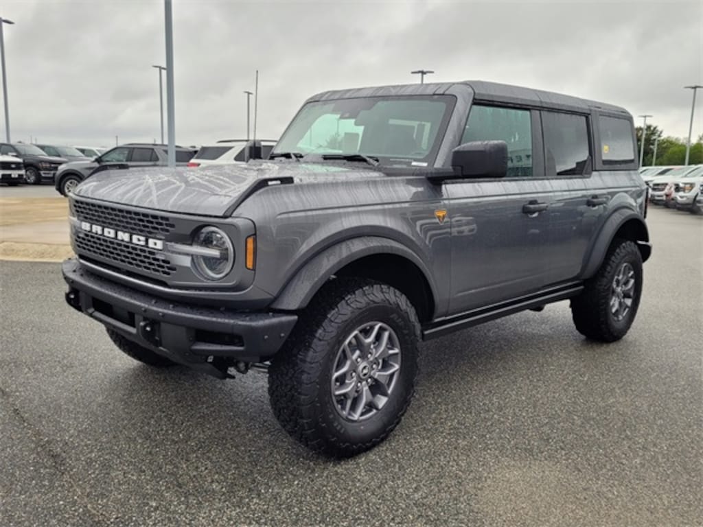 New 2025 Ford Bronco Badlands SUV