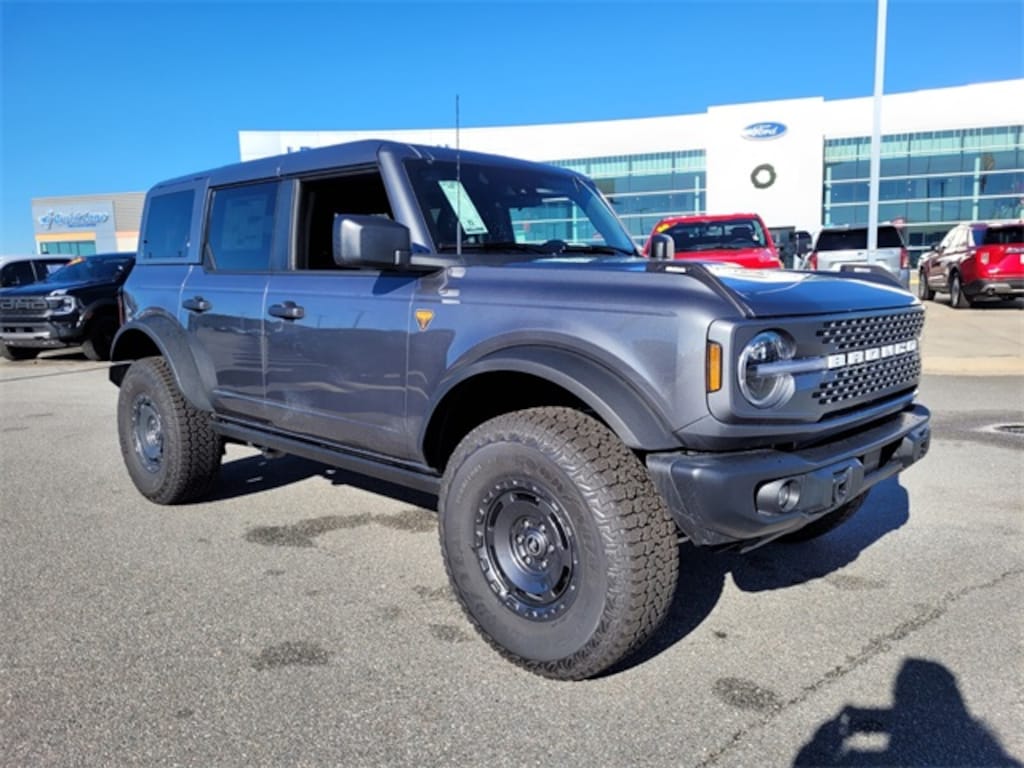 New 2025 Ford Bronco Badlands SUV