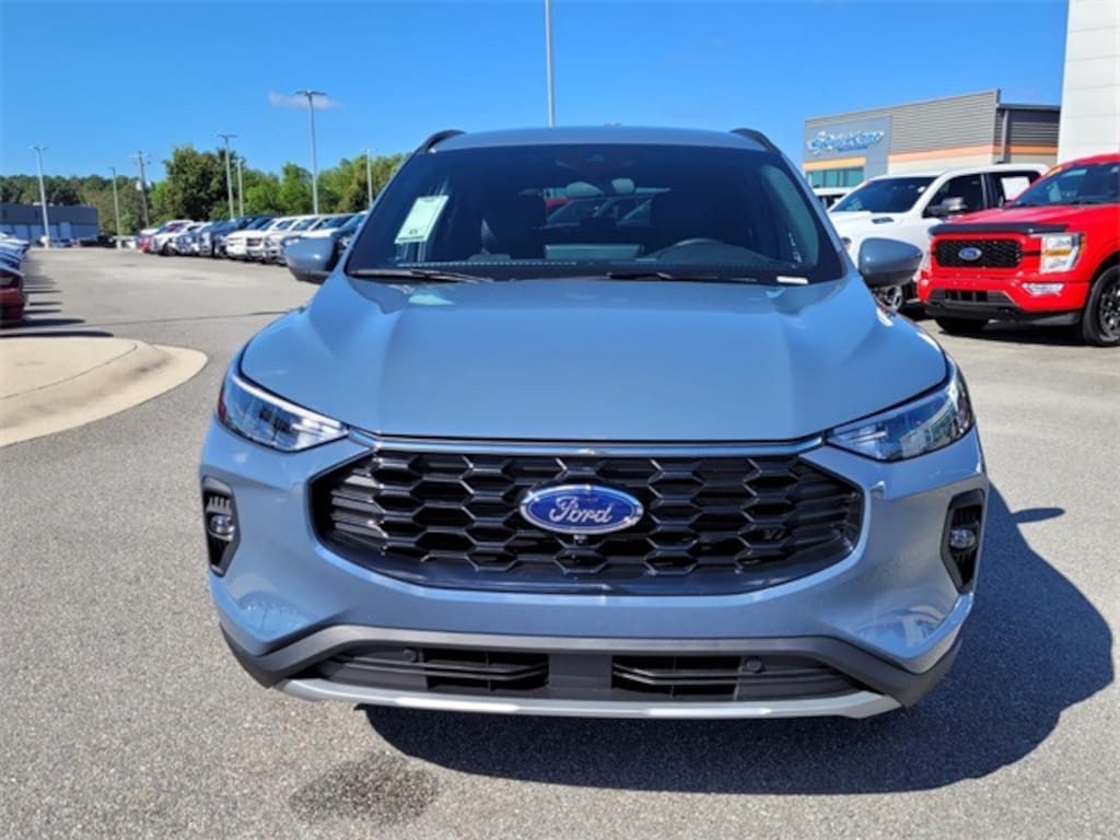 New 2026 Ford Escape Hybrid ST-Line Select SUV