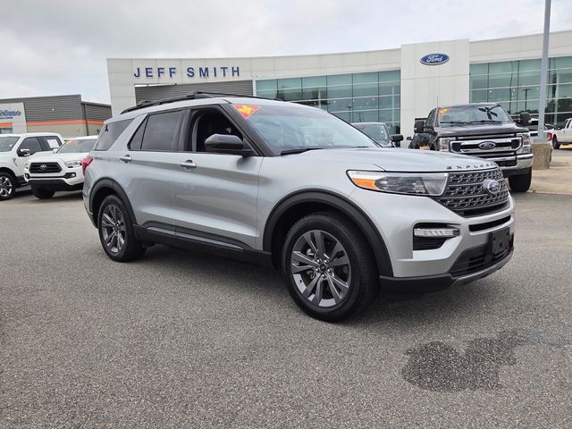 2024 Ford Explorer XLT RWD's photo