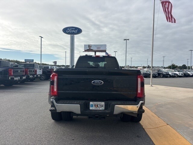2024 Ford F-350 photo 4