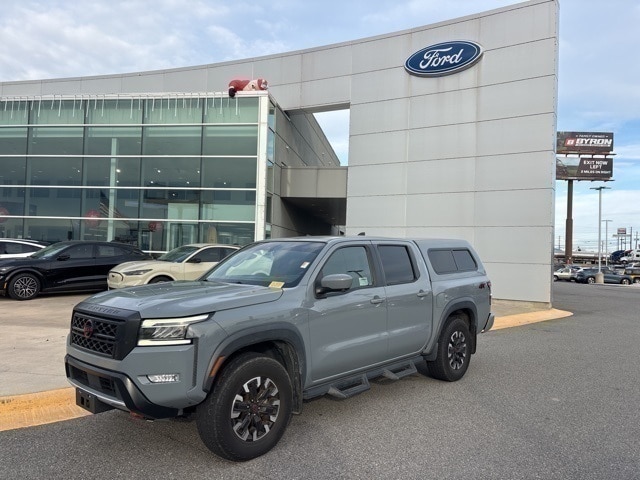 2023 Nissan Frontier PRO-4X's photo