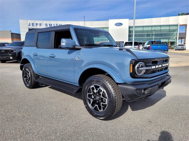 2025 Ford Bronco SUV 