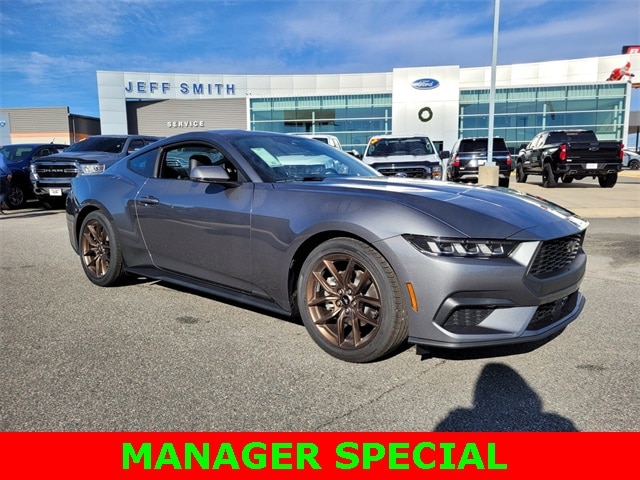 2025 Ford Mustang Coupe 