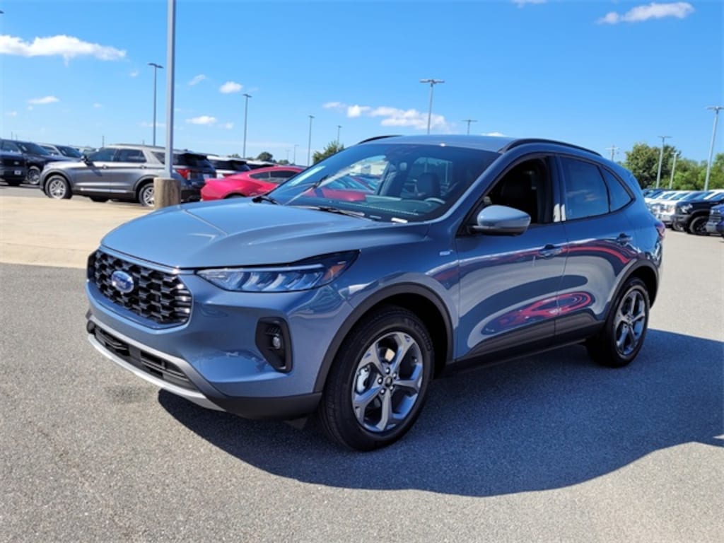 New 2026 Ford Escape Hybrid ST-Line Select SUV