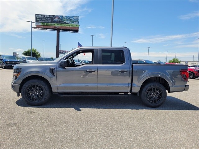 2025 Ford F-150 STX photo 4