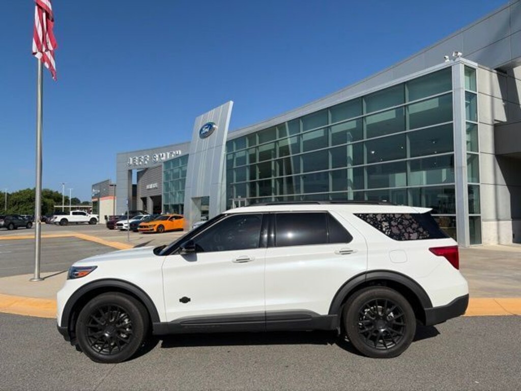Used 2023 Ford Explorer King Ranch SUV