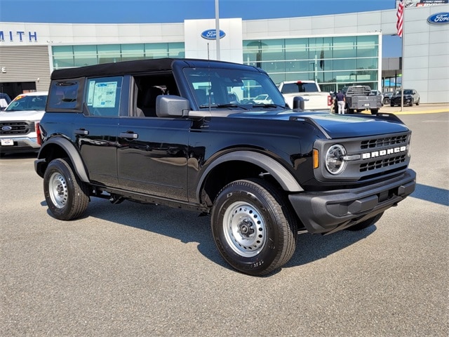 2025 Ford Bronco SUV 