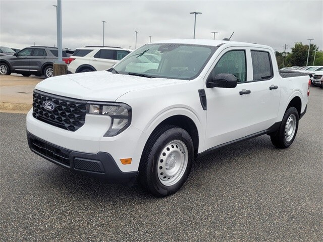 2025 Ford Maverick XL photo 3