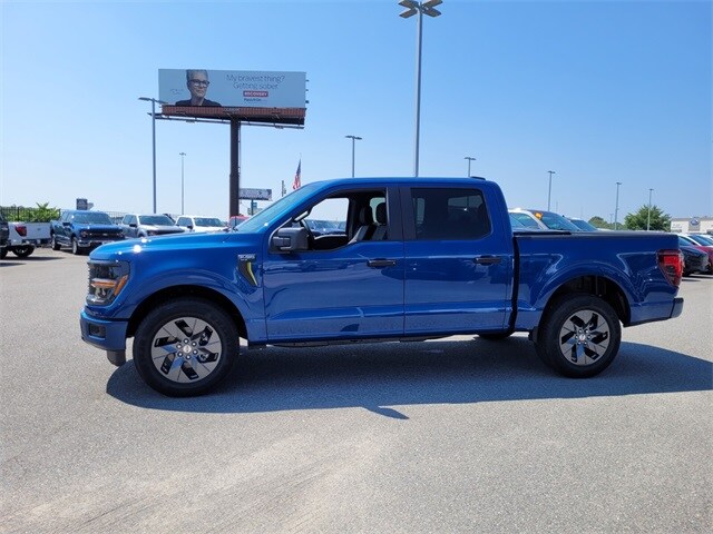 2025 Ford F-150 STX photo 4