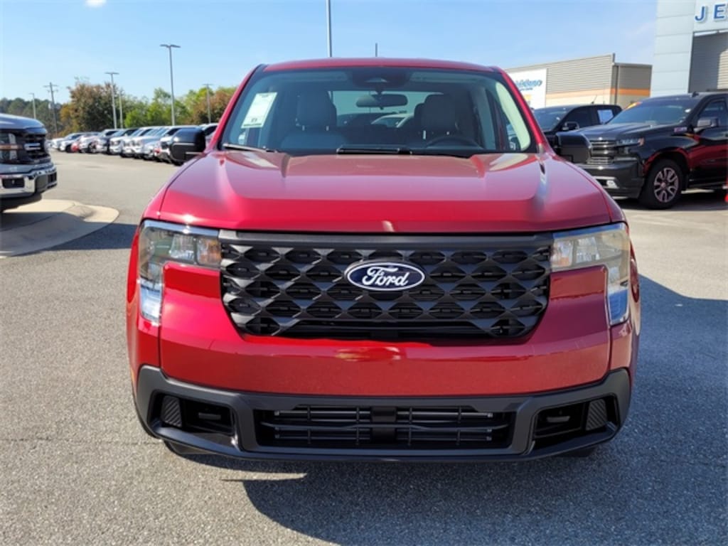New 2025 Ford Maverick XLT Truck