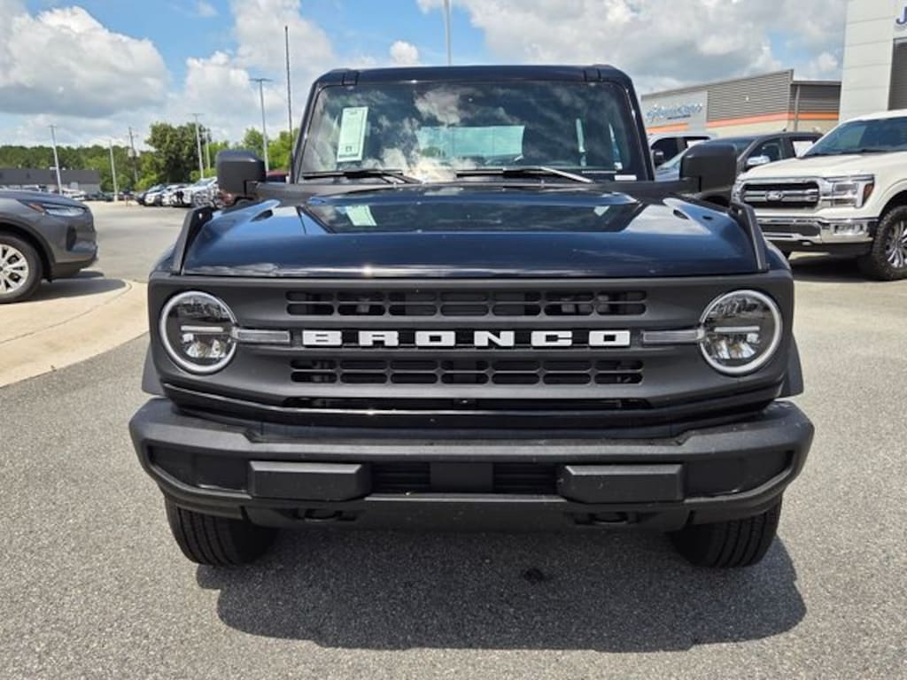 New 2026 Ford Bronco Base SUV