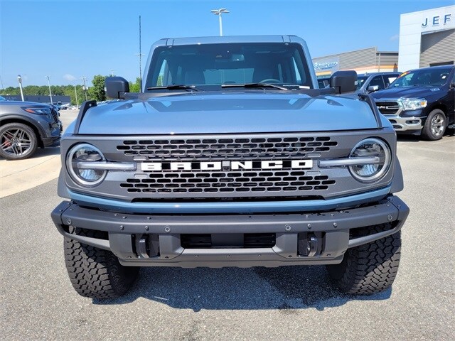 2025 Ford Bronco Badlands photo 2