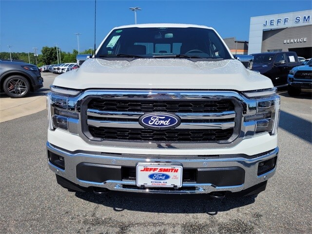 2025 Ford F-150 Lariat photo 2