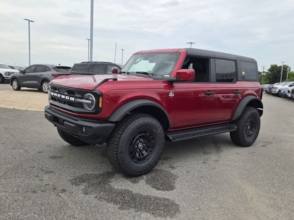 New 2026 Ford Bronco Outer Banks SUV