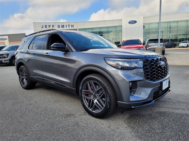 2026 Ford Explorer ST-LINE's photo