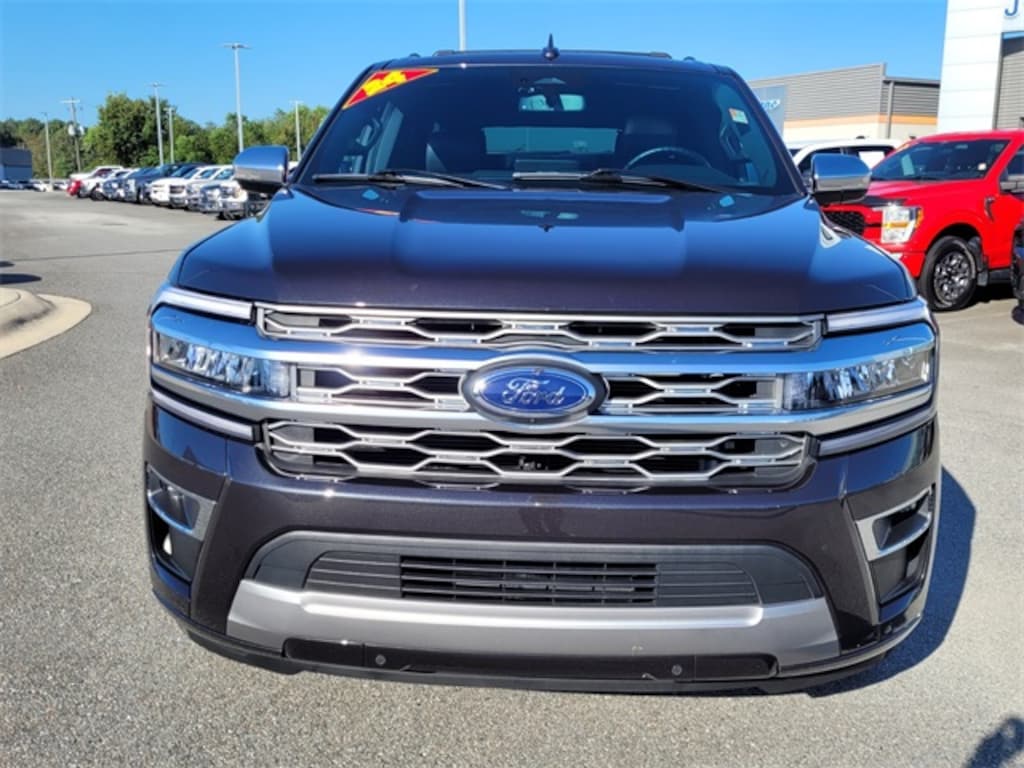 Used 2024 Ford Expedition Max Platinum SUV