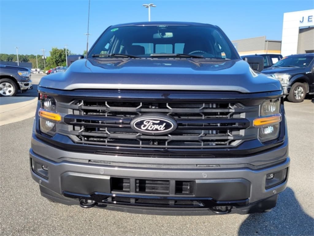 New 2025 Ford F-150 XLT Truck