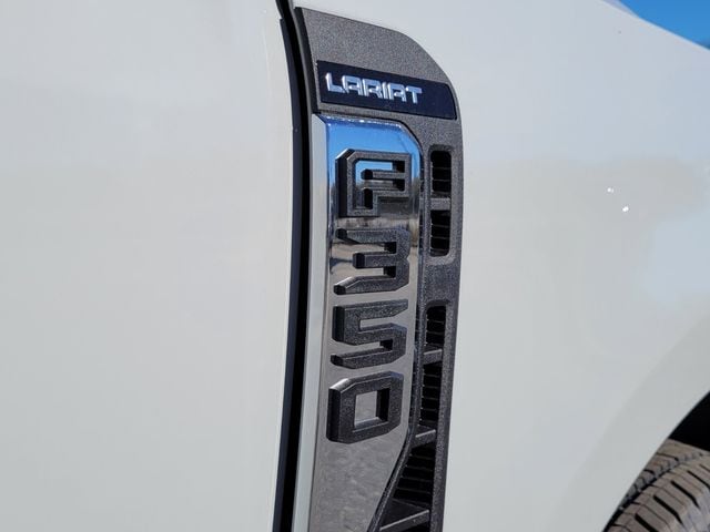 2026 Ford F-350 Super Duty Lariat - Photo 12