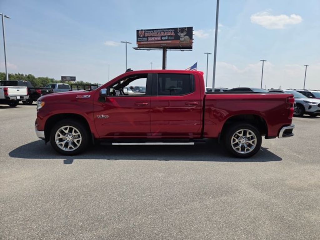 Used 2024 Chevrolet Silverado 1500 LT Truck