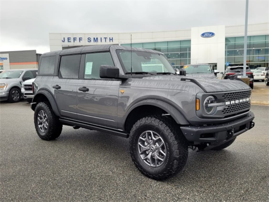 New 2025 Ford Bronco Badlands SUV