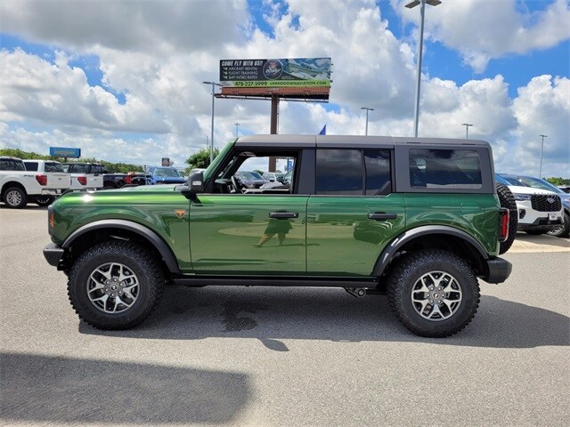 2025 Ford Bronco Badlands photo 4