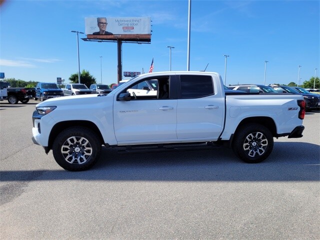 2024 Chevrolet Colorado Z71 photo 4
