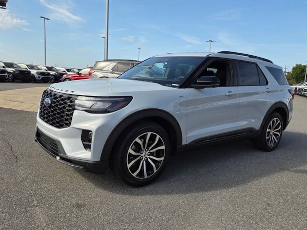 New 2026 Ford Explorer ST-Line SUV