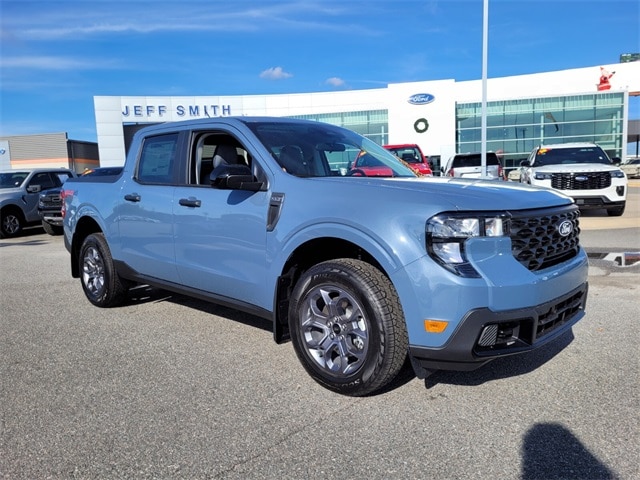 2025 Ford Maverick XLT's photo