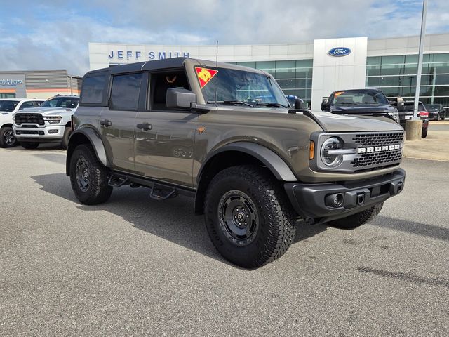 2025 Ford Bronco SUV 