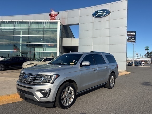2019 Ford Expedition Limited's photo
