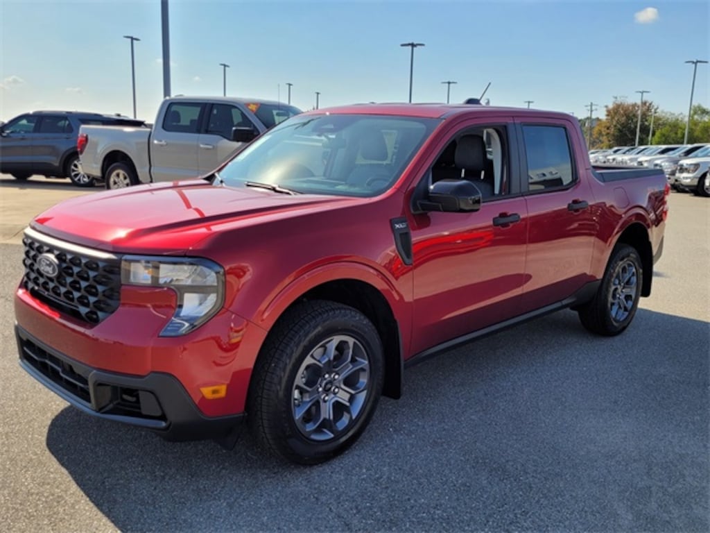 New 2025 Ford Maverick XLT Truck