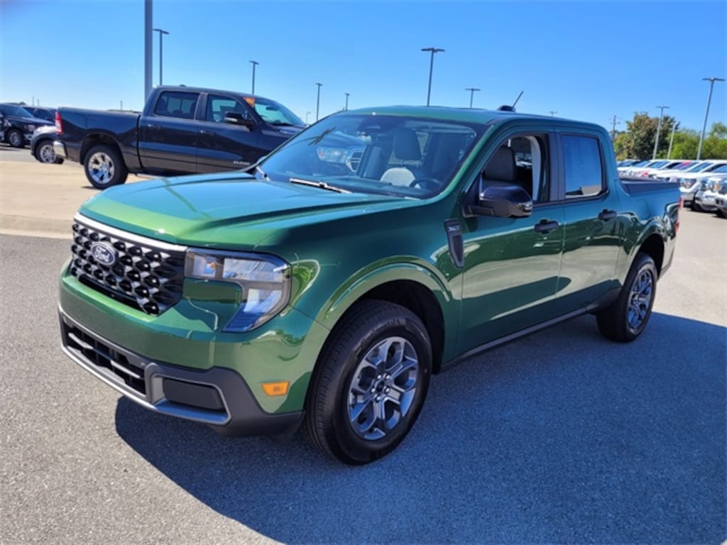 New 2025 Ford Maverick XLT Truck