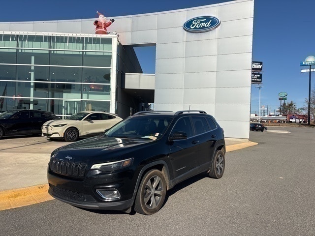2019 Jeep Cherokee Limited's photo