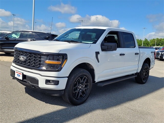 2025 Ford F-150 STX photo 3