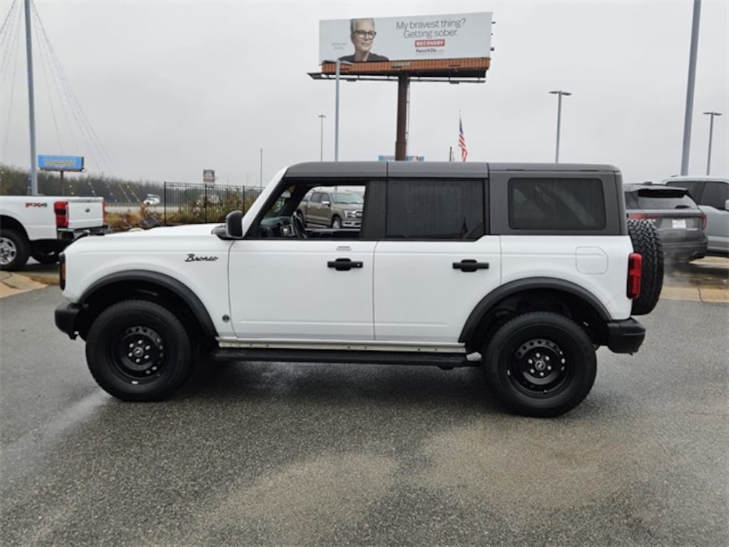 Used 2023 Ford Bronco Black Diamond SUV
