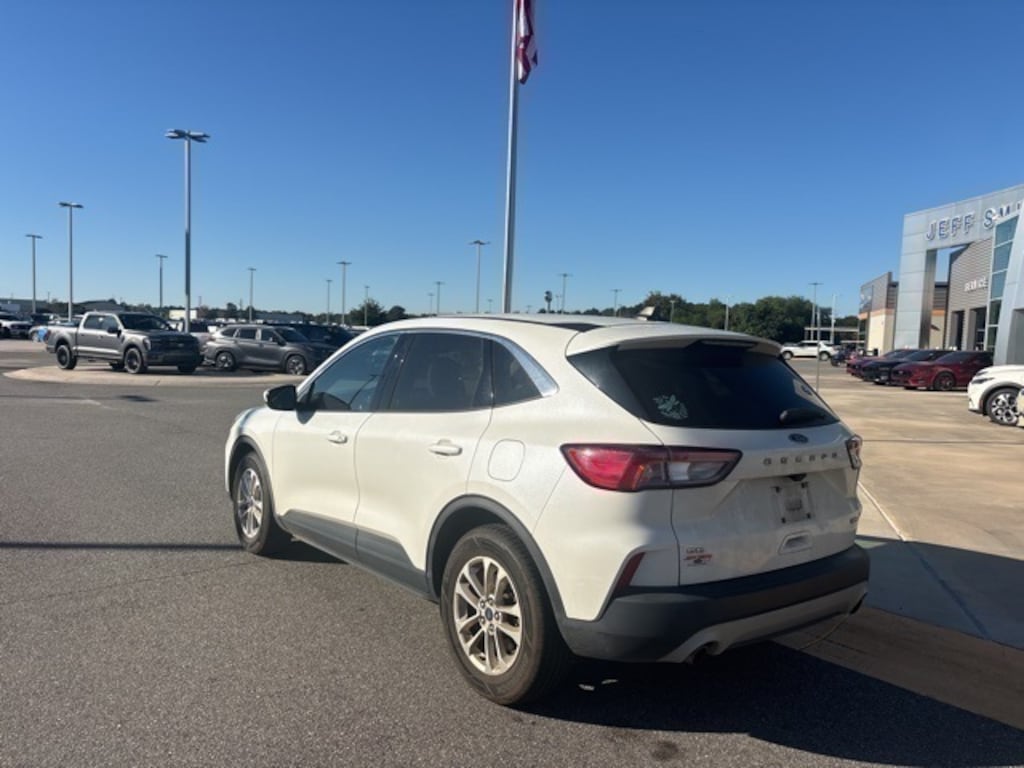 Used 2020 Ford Escape SE SUV