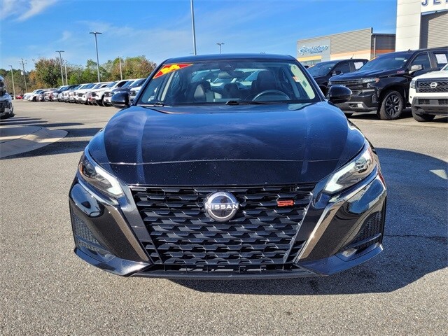 2024 Nissan Altima 2.5 SR photo 2