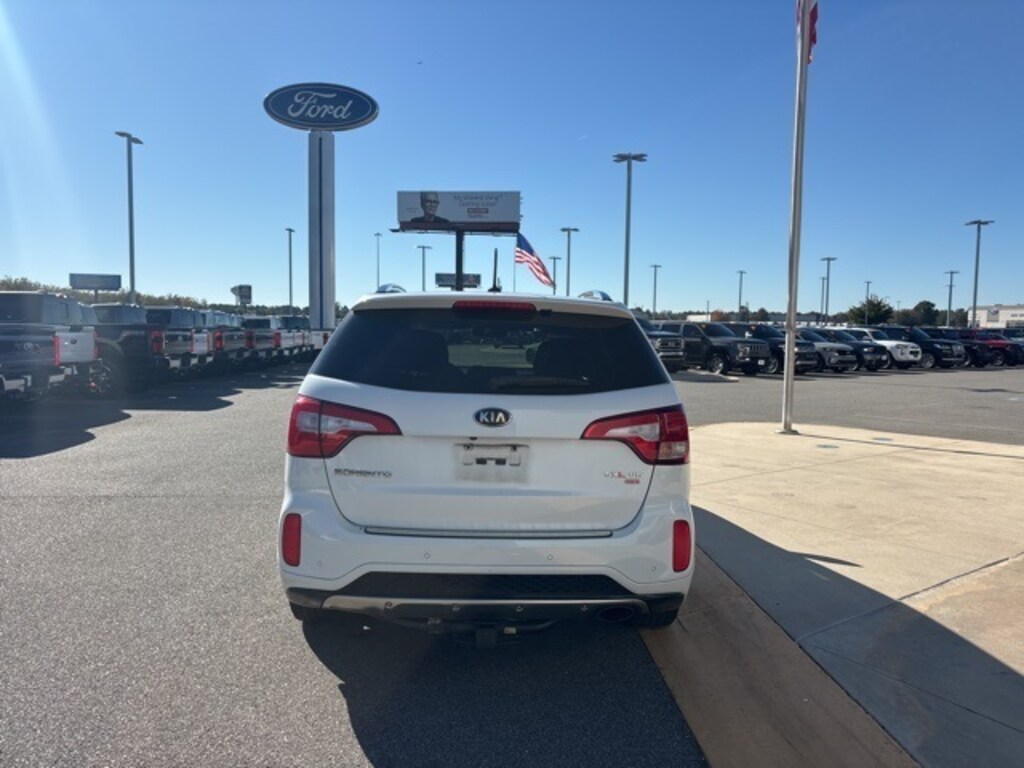Used 2014 Kia Sorento Limited V6 SUV