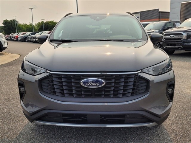 2025 Ford Escape Base photo 2