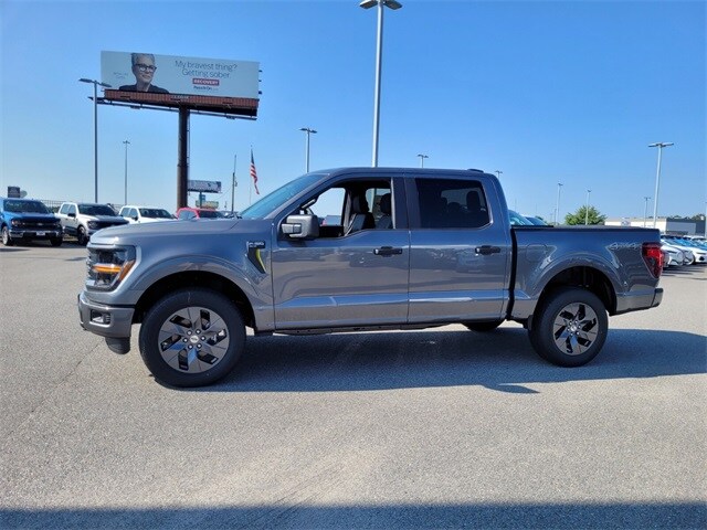 2025 Ford F-150 STX photo 4