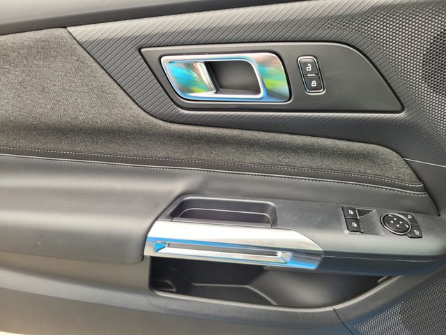 2025 Ford Mustang EcoBoost Fastback - Photo 21