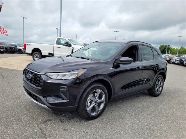 2025 Ford Escape ST-Line photo 3