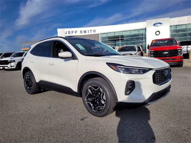 2026 Ford Escape Platinum's photo