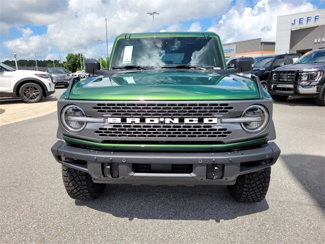 2025 Ford Bronco Badlands photo 2