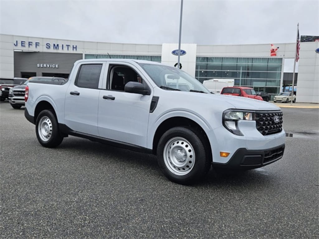New 2025 Ford Maverick XL Truck