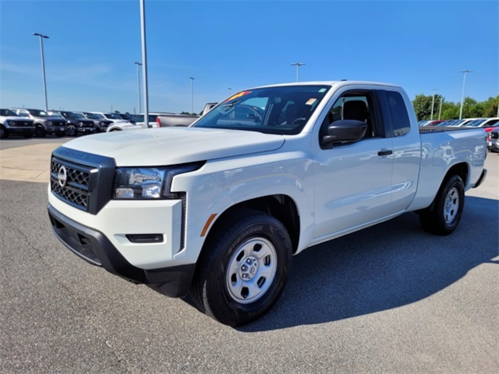 Used 2024 Nissan Frontier S Truck